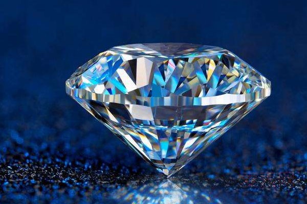 什么样的钻石才是好钻石 得看划分等级